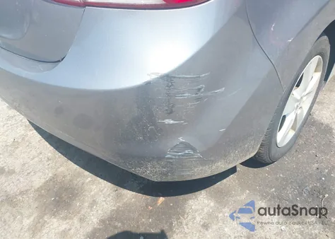 2011 Hyundai Elantra Gls (Ulsan Plant) z USA, uszkodzony, nr VIN KMHDH4AE6BU082805